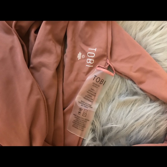 Tobi swimsuit top! - Picture 6 of 6